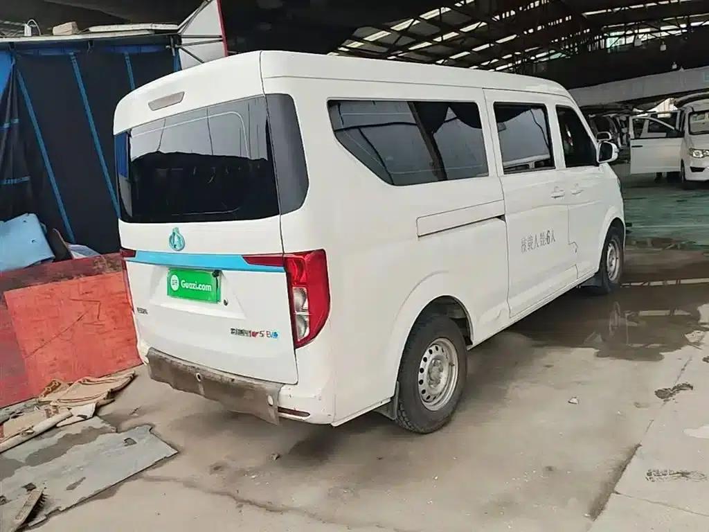Crossstar V5 EV 2024 Smart Edition 6-seater with double doors — миниатюра 7