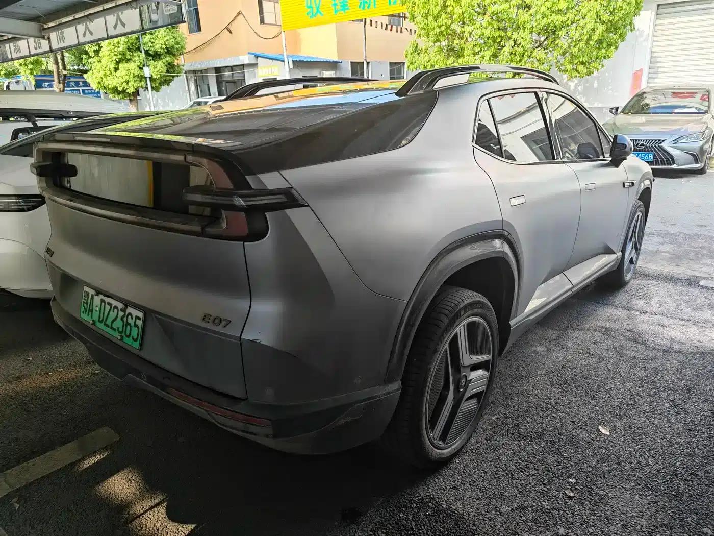 Changan Qiyuan E07 2025 Pure Electric Four-Wheel Drive 90kWh Ultra High-Performance Edition — миниатюра 10