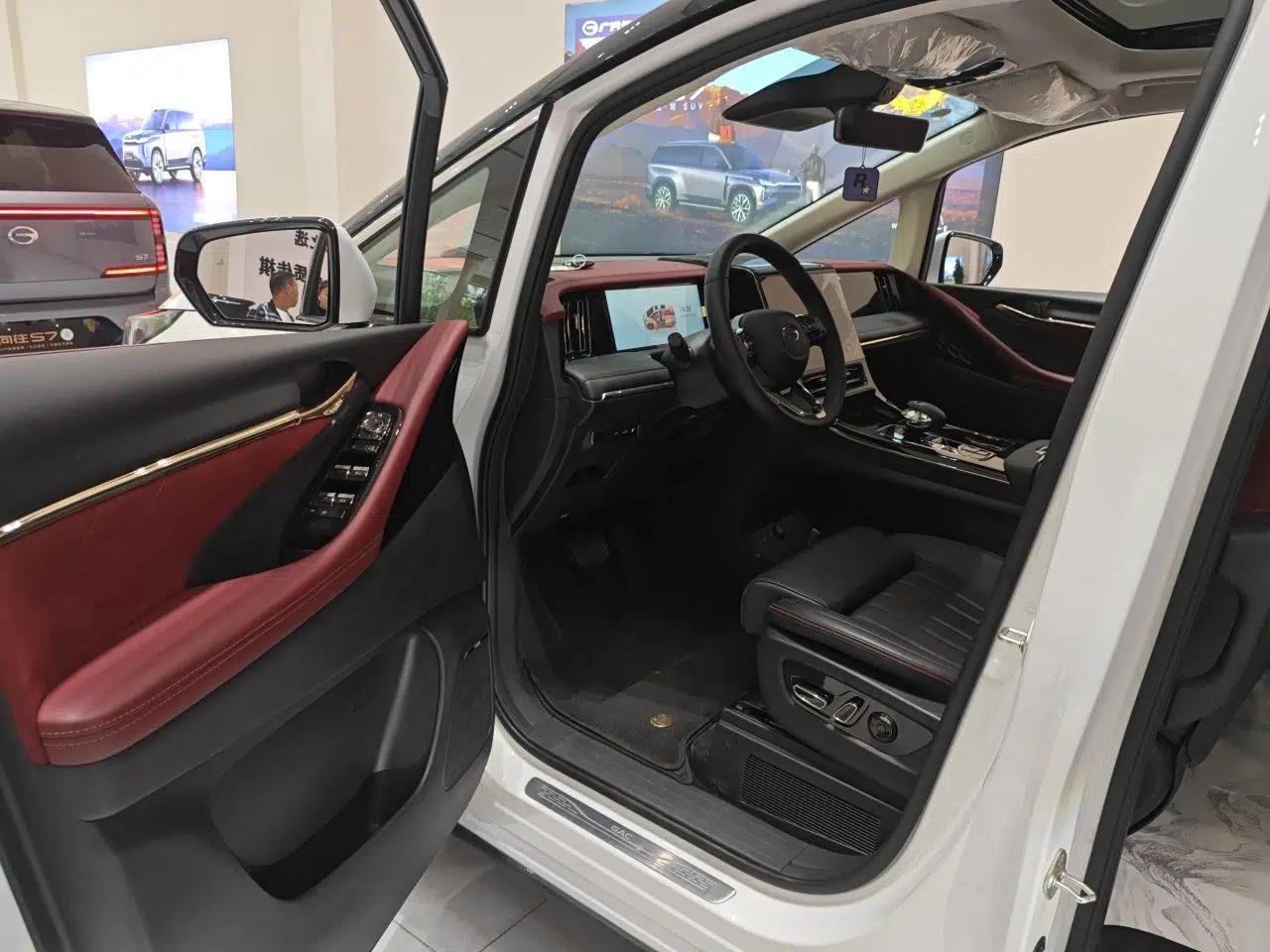 GAC Trumpchi E9 2024 E9 Master Edition — миниатюра 17