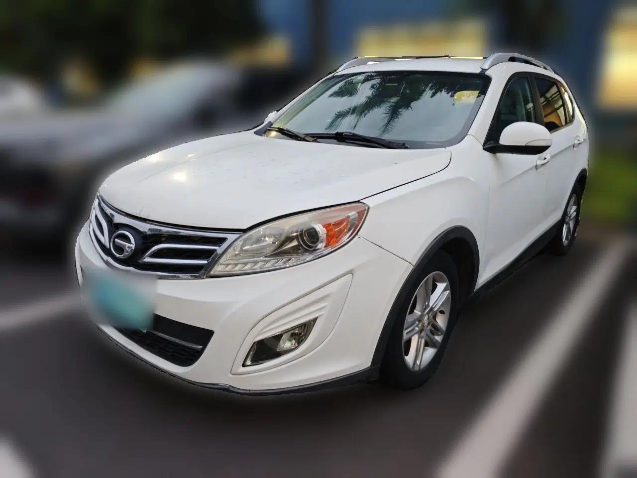 GAC Trumpchi GS5 2014 2.0L Automatic Two-Wheel Drive Deluxe Edition — миниатюра 1