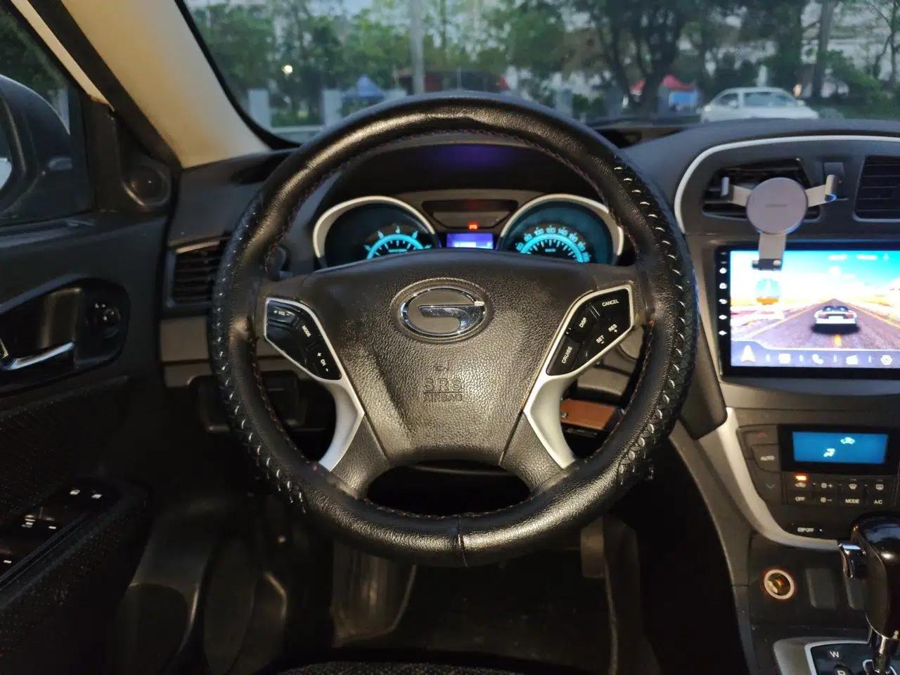 GAC Trumpchi GS5 2014 2.0L Automatic Two-Wheel Drive Deluxe Edition — миниатюра 11