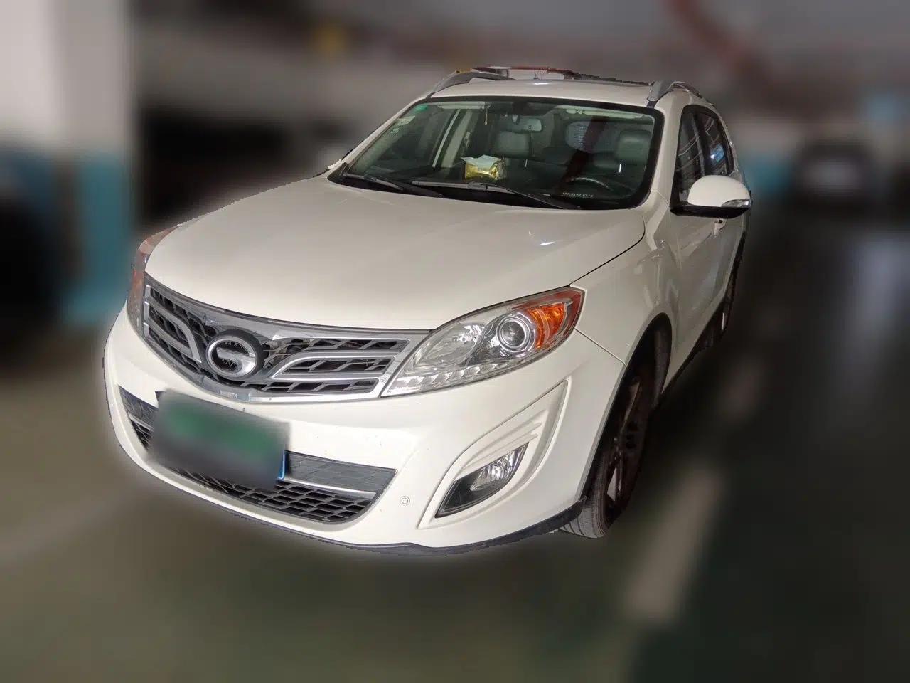 GAC Trumpchi GS5 2013 2.0L Automatic Two-Wheel Drive Light Interior Special Edition — миниатюра 1