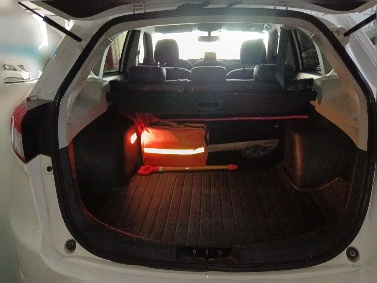 GAC Trumpchi GS5 2013 2.0L Automatic Two-Wheel Drive Light Interior Special Edition — миниатюра 20