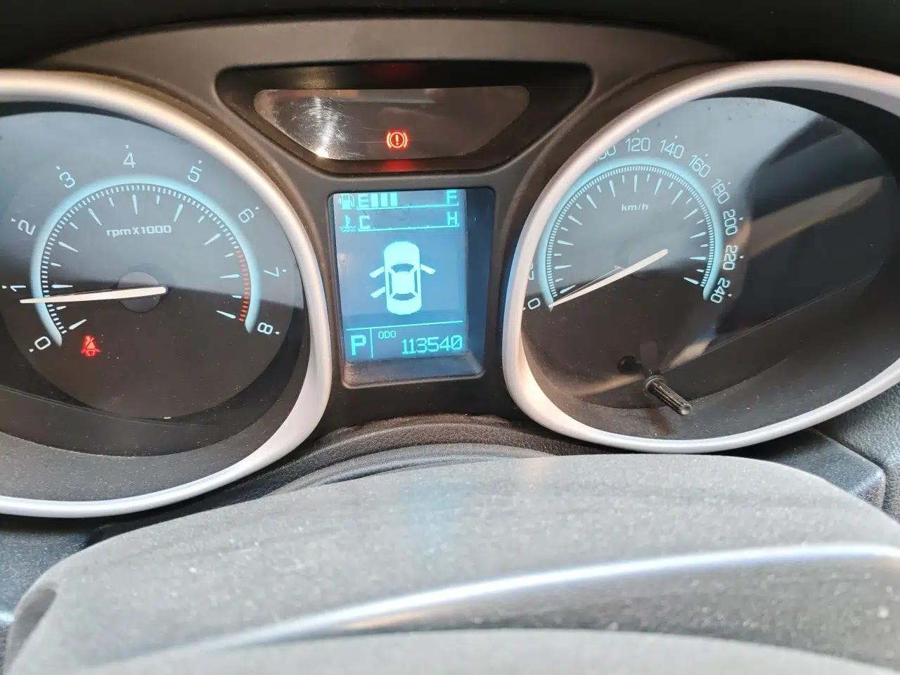 GAC Trumpchi GS5 2013 2.0L Automatic Two-Wheel Drive Light Interior Special Edition — миниатюра 13
