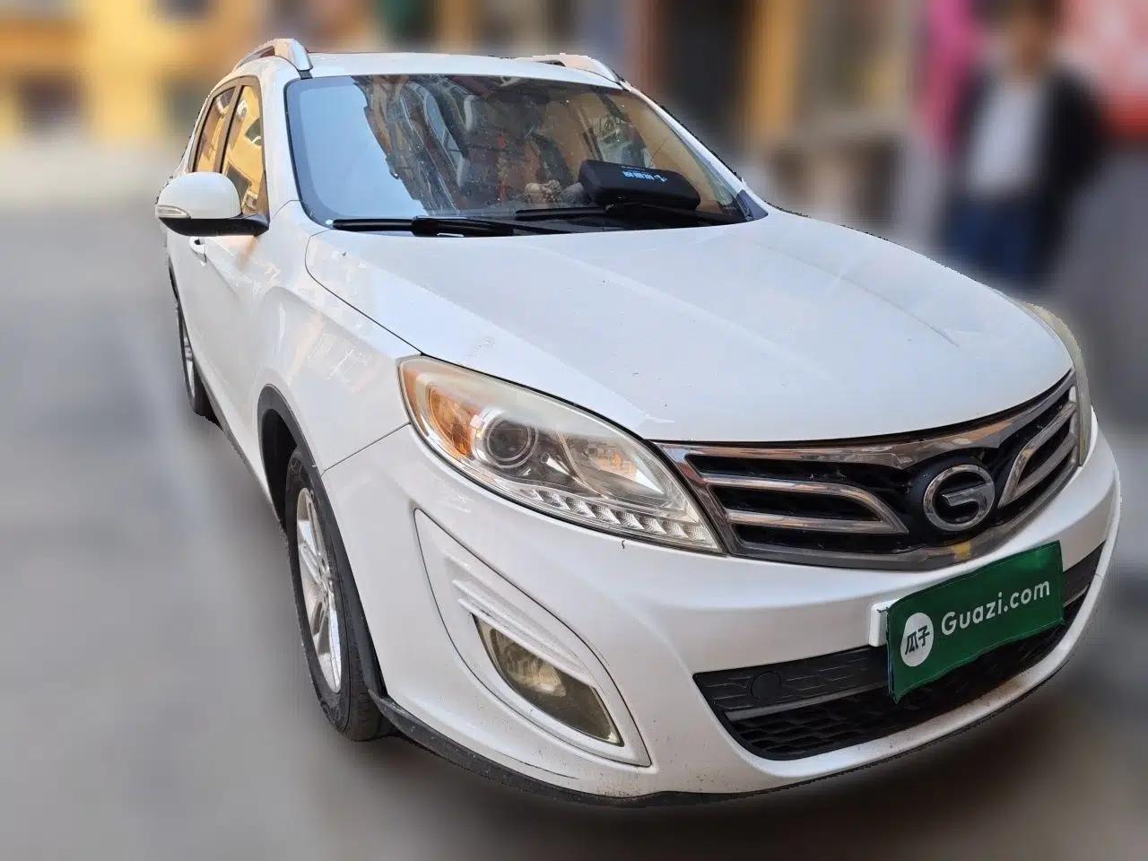 GAC Trumpchi GS5 2013 2.0L Automatic Two-Wheel Drive Light Interior Special Edition — миниатюра 3
