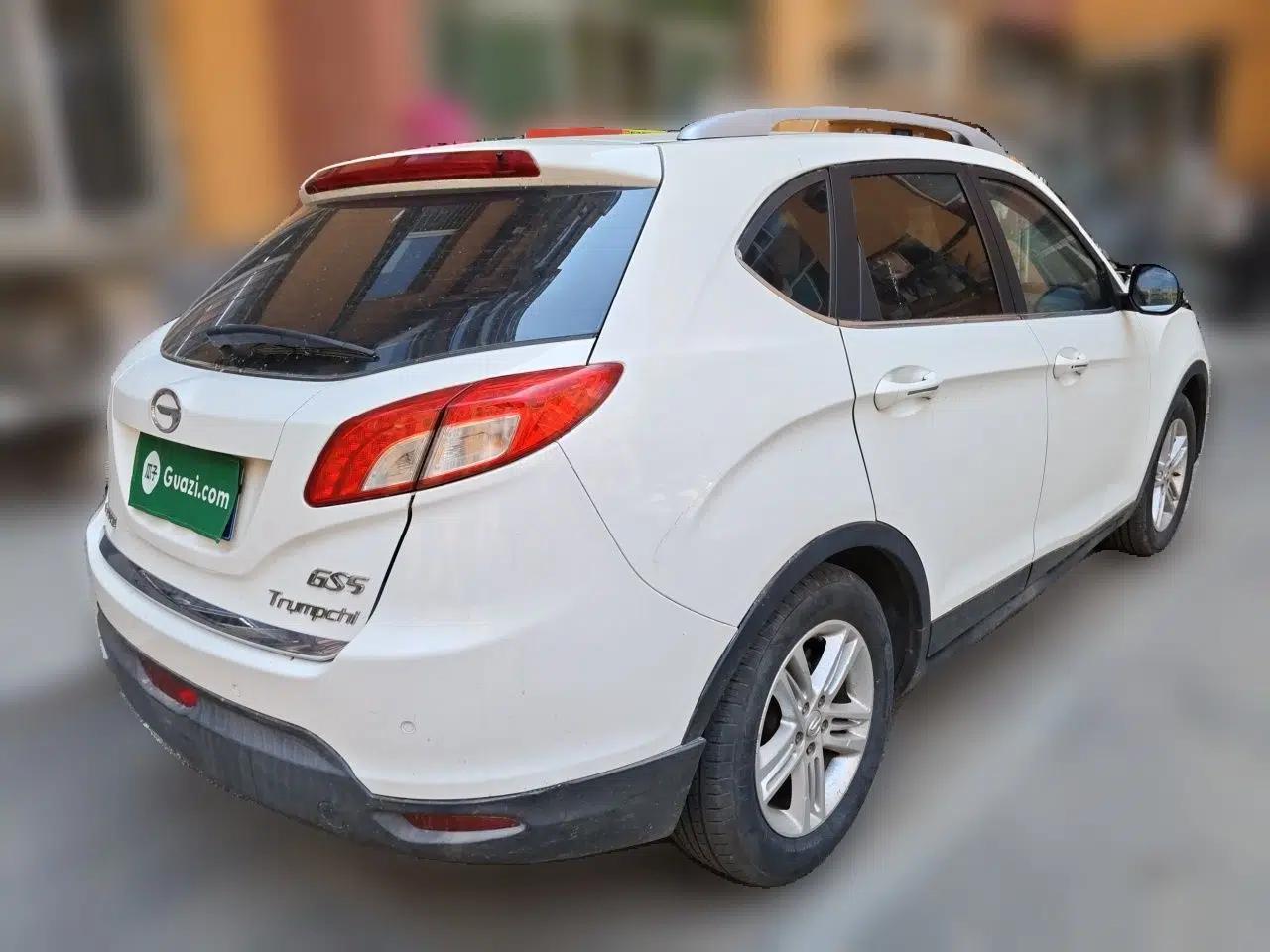 GAC Trumpchi GS5 2013 2.0L Automatic Two-Wheel Drive Light Interior Special Edition — миниатюра 6