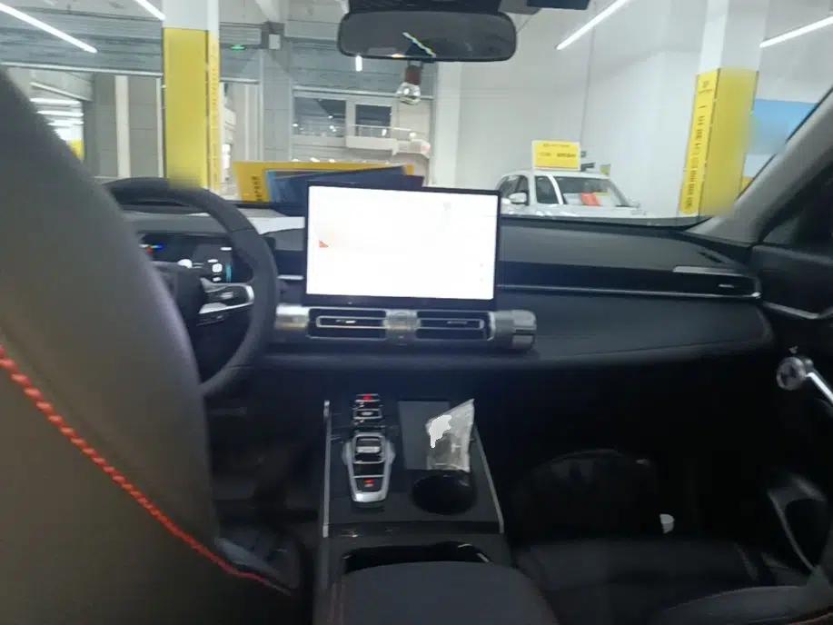 GAC Trumpchi EMKOO 2022 1.5T Supernova Pro Edition — миниатюра 13