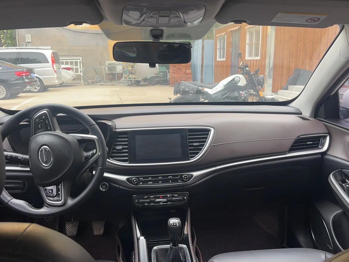 GAC Trumpchi GA4 2018 150N Manual Luxury Edition — миниатюра 8