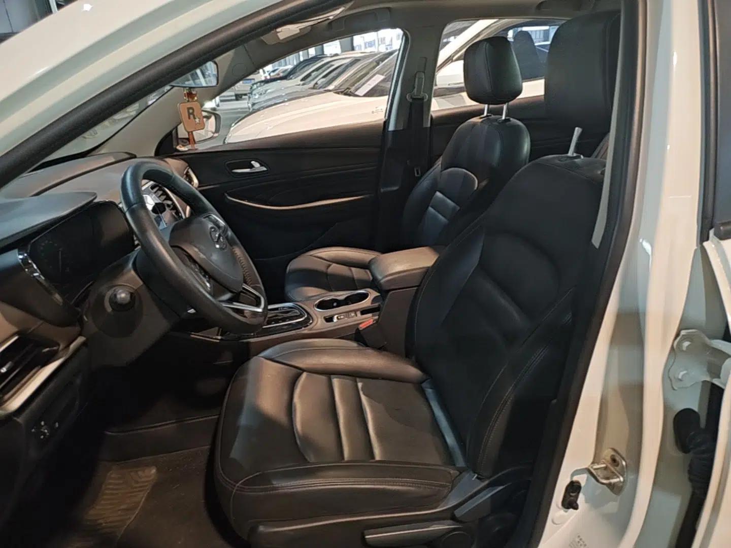 GAC Trumpchi GA4 2018 200T Automatic Luxury Edition — миниатюра 18