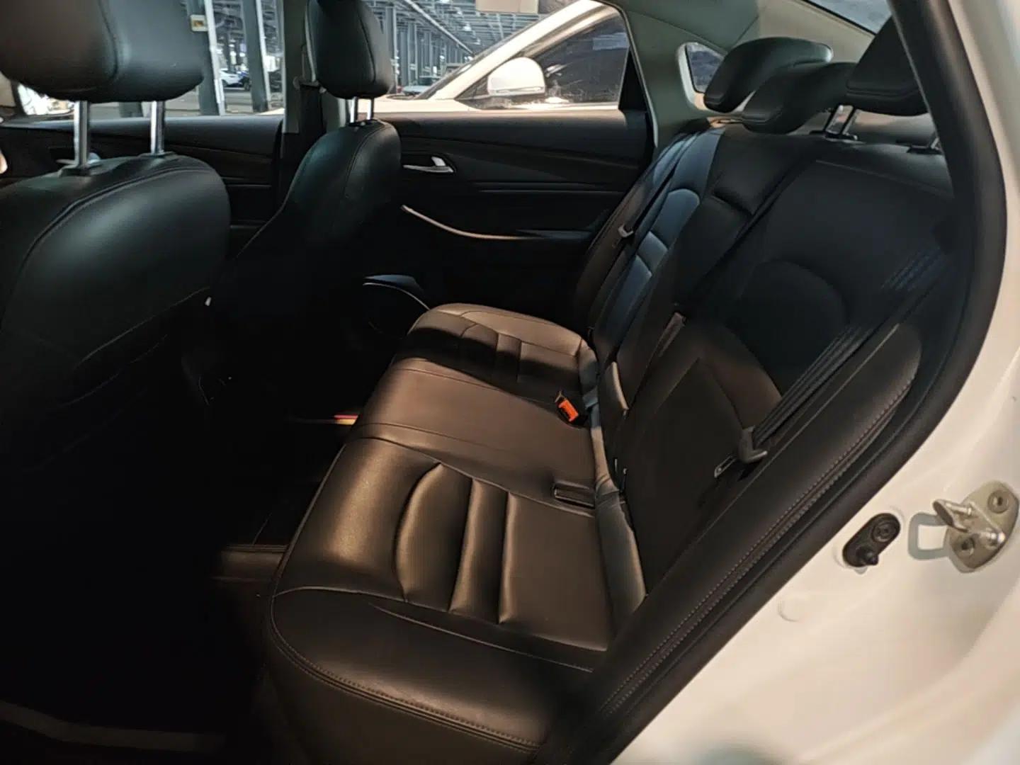 GAC Trumpchi GA4 2018 200T Automatic Luxury Edition — миниатюра 20