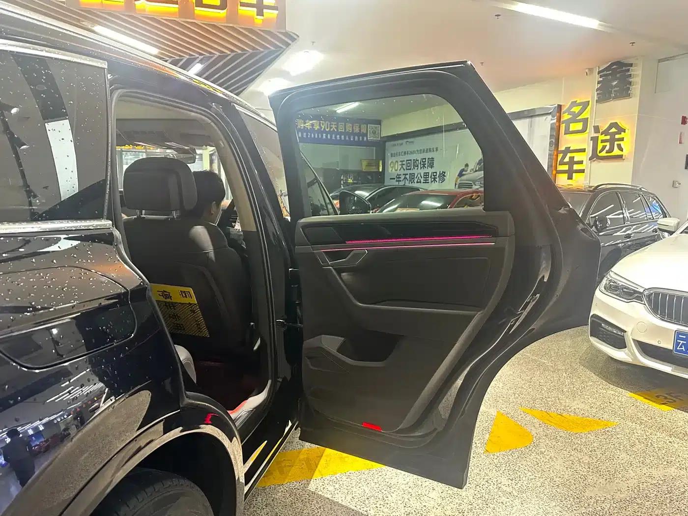 Touareg 2019 3.0TSI R-Line Edition (China VI Emission Standard) — миниатюра 5