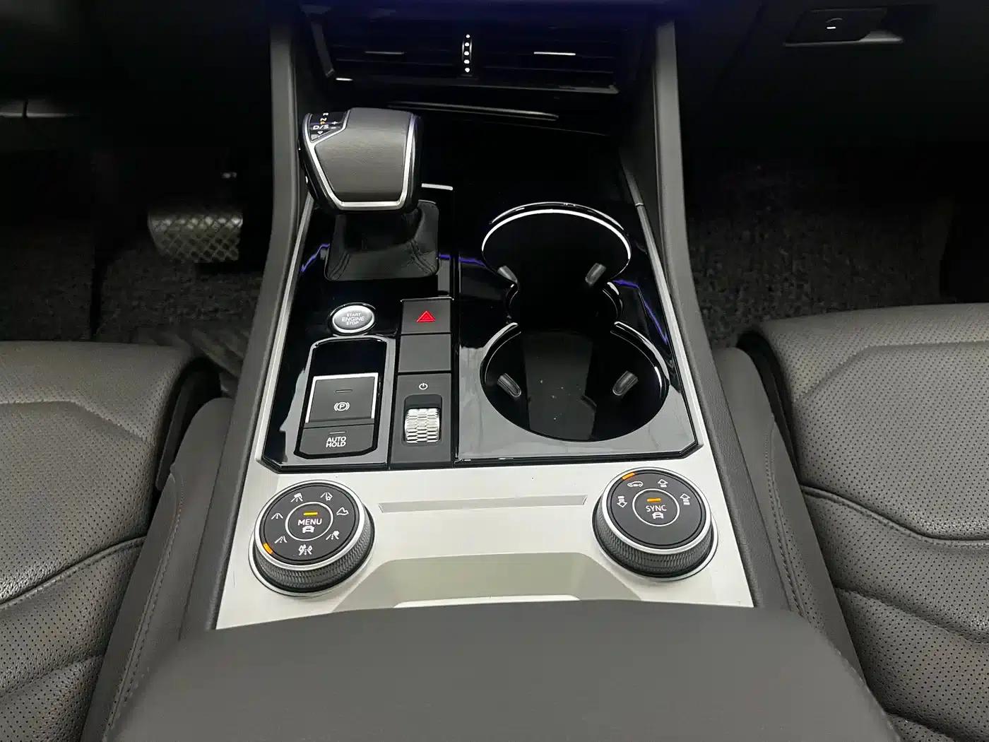 Touareg 2019 3.0TSI R-Line Edition (National V Emission Standard) — миниатюра 12