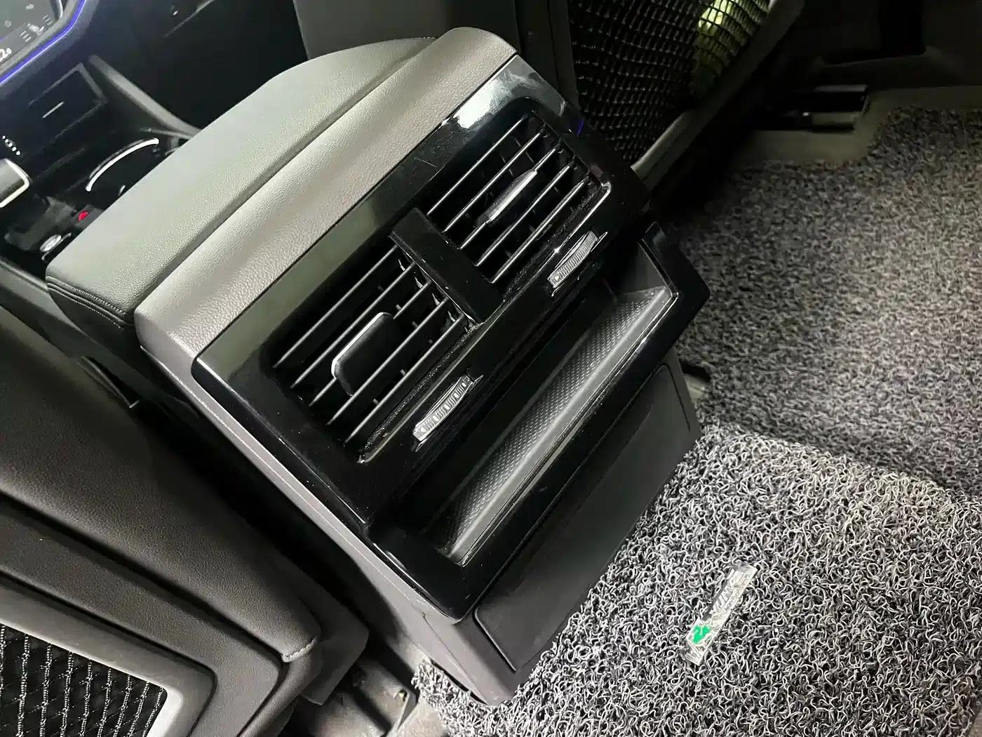 Touareg 2019 3.0TSI R-Line Edition (National V Emission Standard) — миниатюра 15