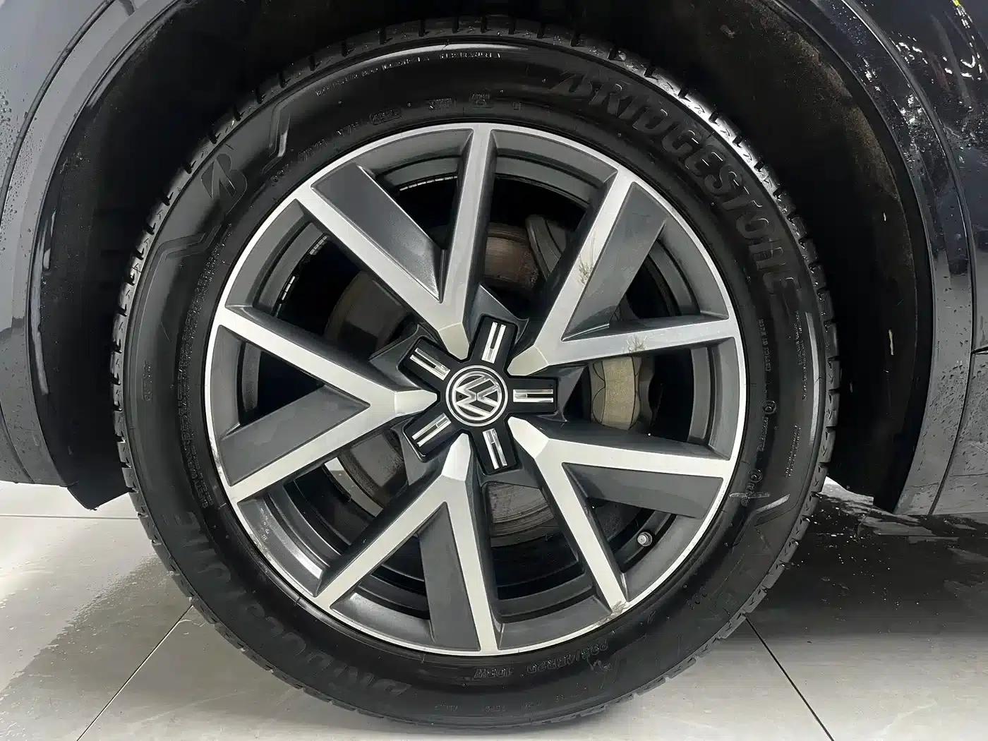 Touareg 2019 3.0TSI R-Line Edition (National V Emission Standard) — миниатюра 18