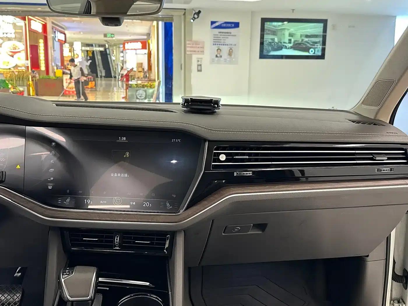 Touareg 2019 3.0TSI R-Line Edition (China VI Emission Standard) — миниатюра 17