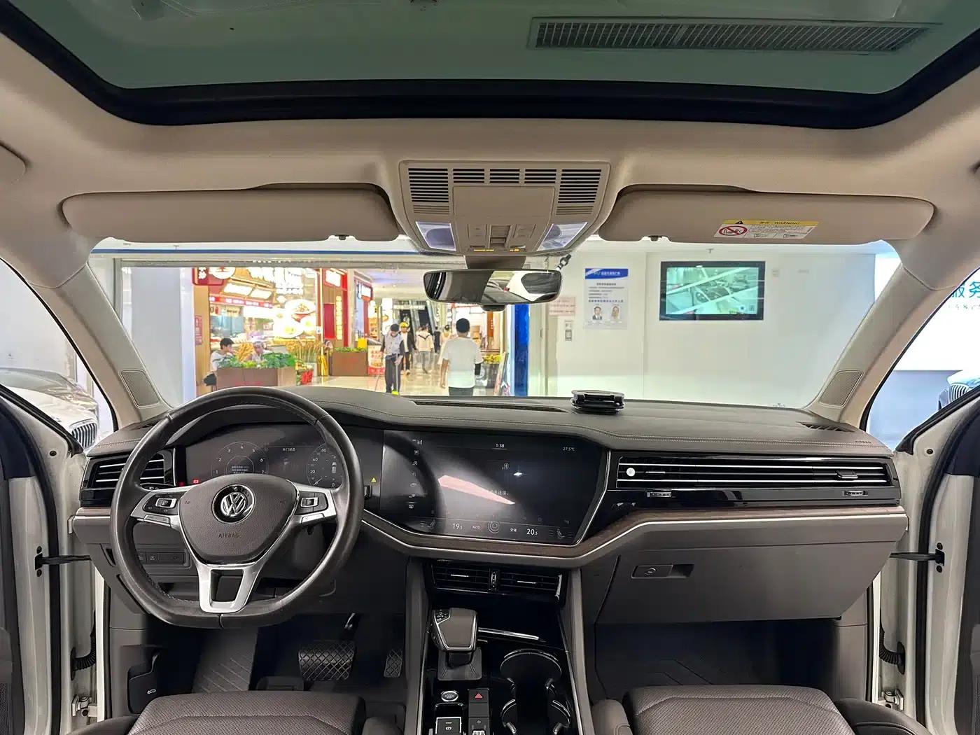 Touareg 2019 3.0TSI R-Line Edition (China VI Emission Standard) — миниатюра 20