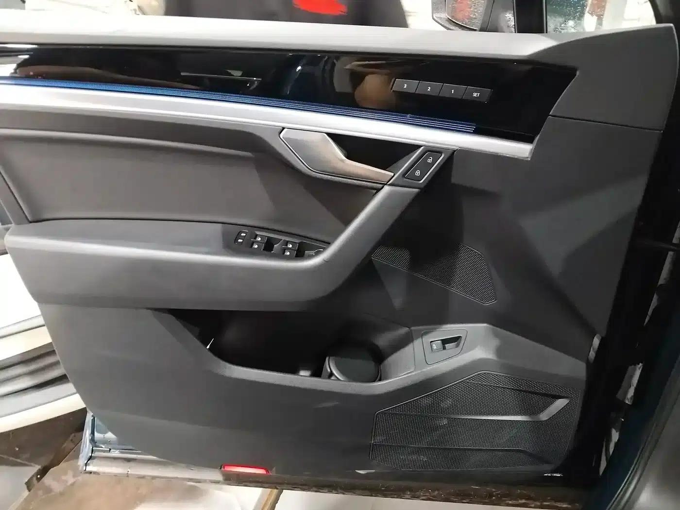 Touareg 2020 3.0TSI Premium Edition (China VI Emission Standard) — миниатюра 10