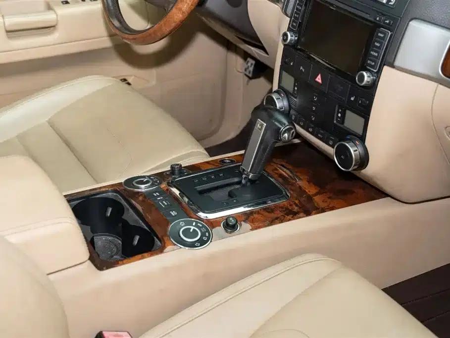 Touareg 2010 3.6 Limited Luxury Edition — миниатюра 16
