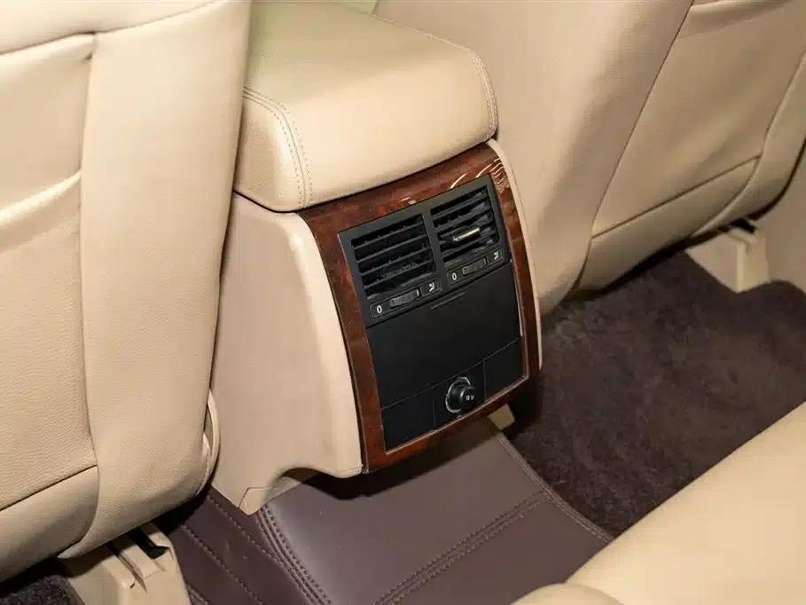 Touareg 2010 3.6 Limited Luxury Edition — миниатюра 18