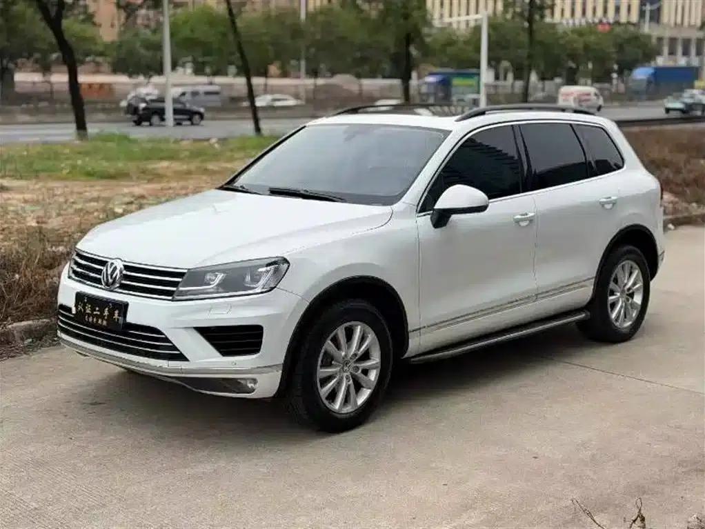 Touareg 2015 3.0TSI Standard Edition — миниатюра 1