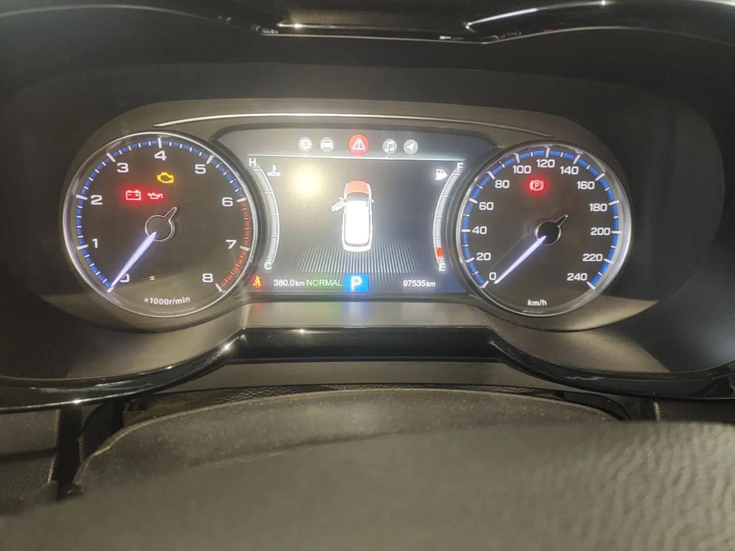 GAC Trumpchi GS7 2017 320T Two-Wheel-Drive Luxury Smart Connectivity Model — миниатюра 15