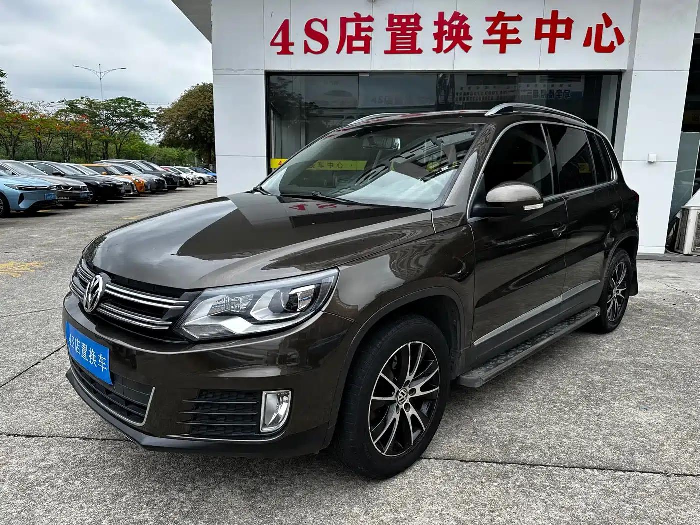 Tiguan 2013 1.8TSI Automatic 4WD Luxury — миниатюра 1