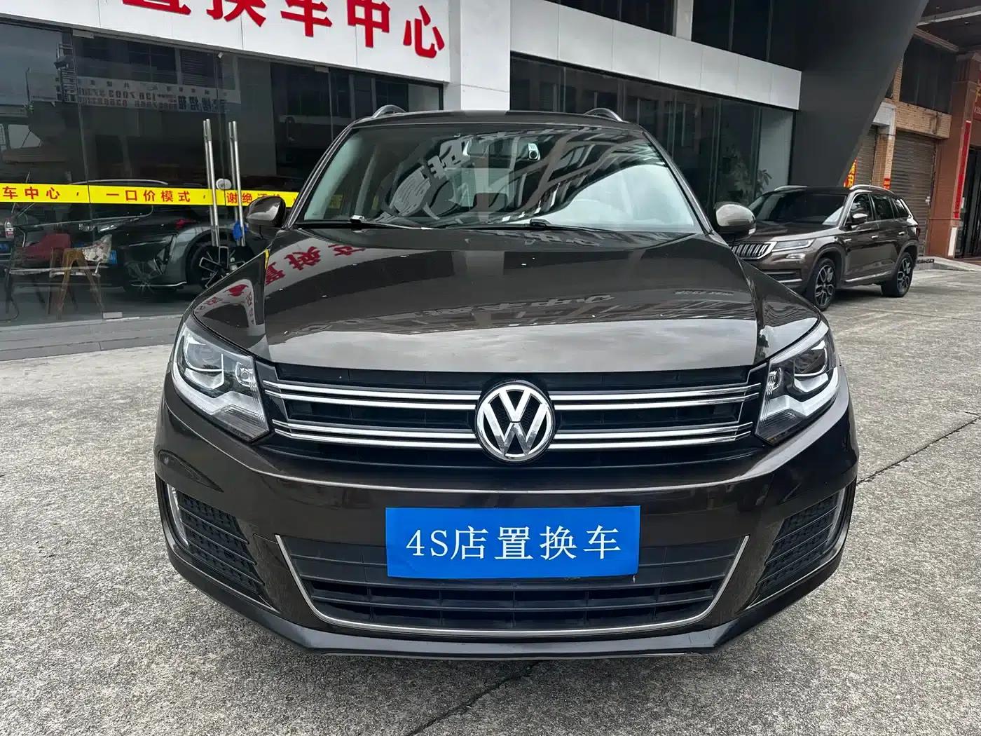 Tiguan 2013 1.8TSI Automatic 4WD Luxury — миниатюра 2