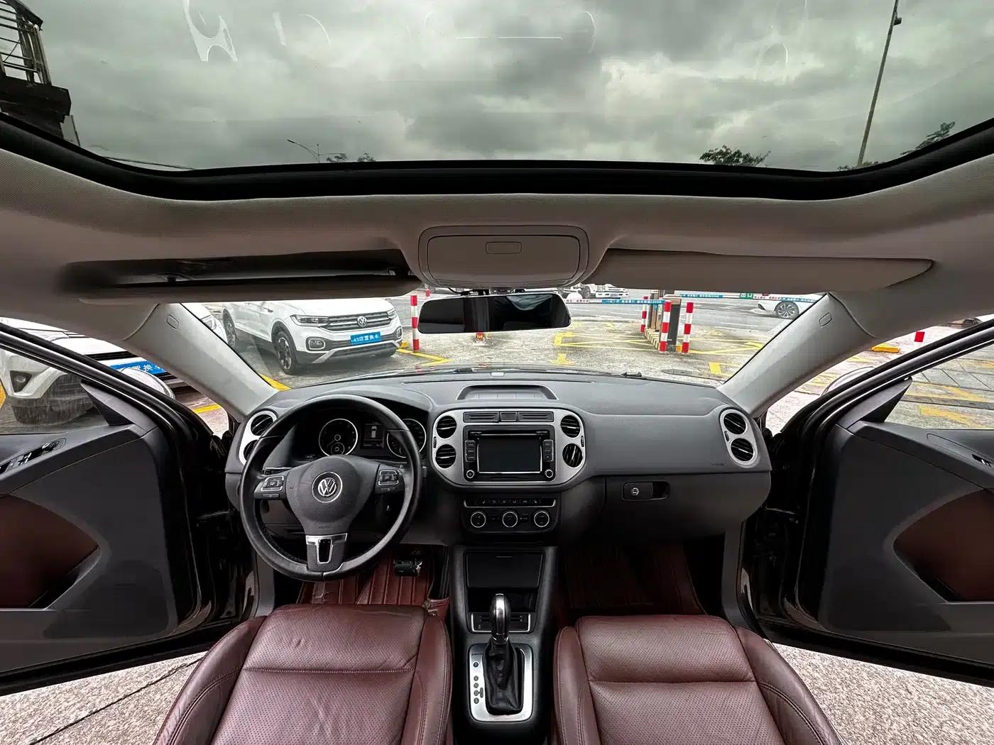 Tiguan 2013 1.8TSI Automatic 4WD Luxury — миниатюра 13