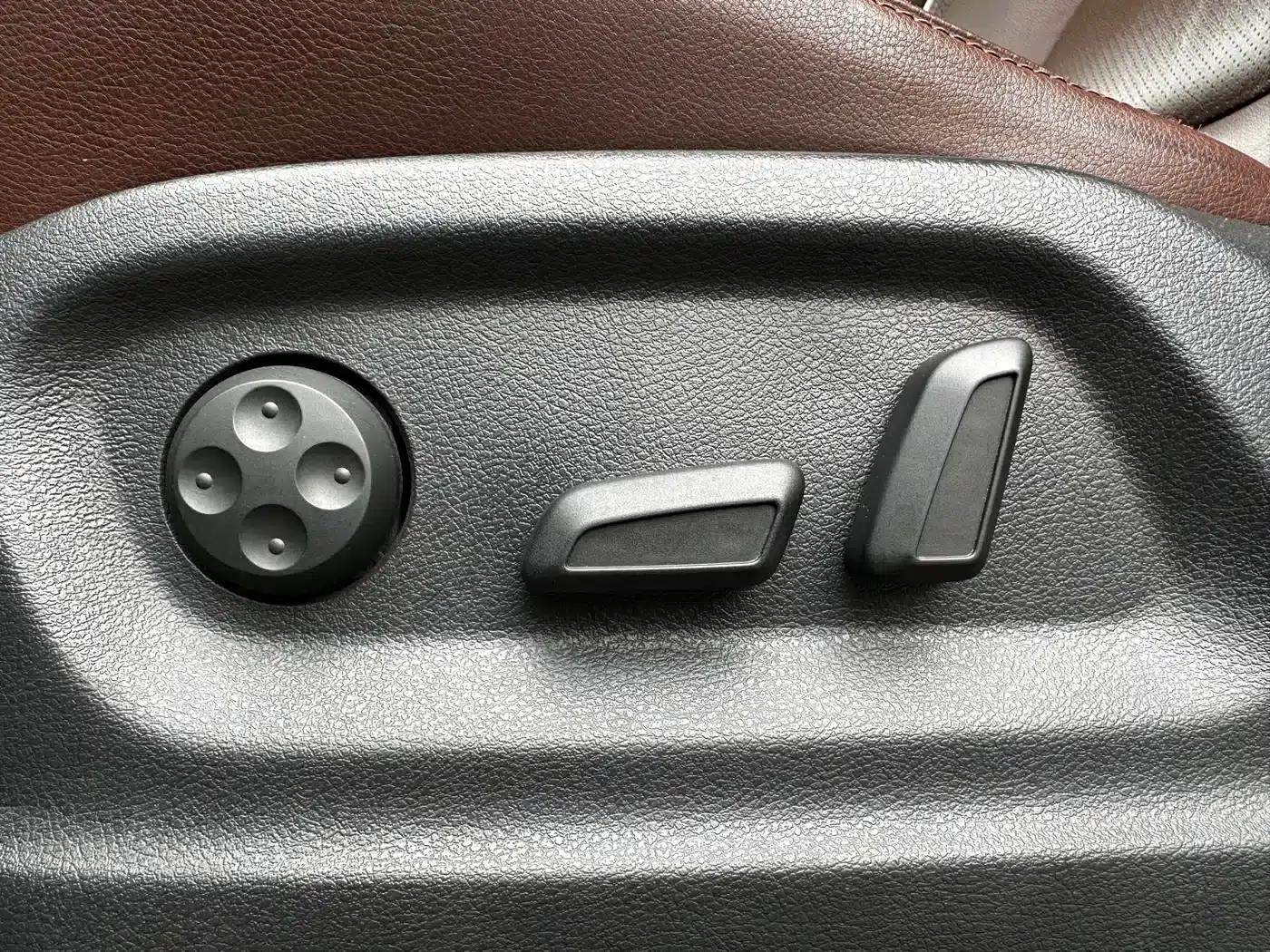 Tiguan 2013 1.8TSI Automatic 4WD Luxury — миниатюра 19