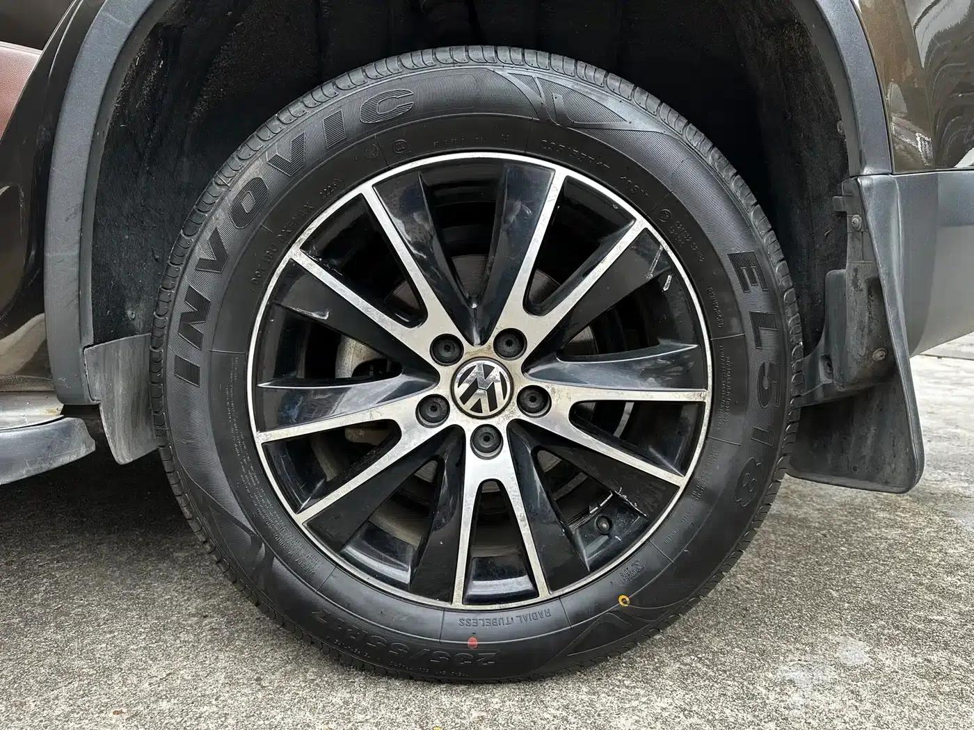 Tiguan 2013 1.8TSI Automatic 4WD Luxury — миниатюра 20
