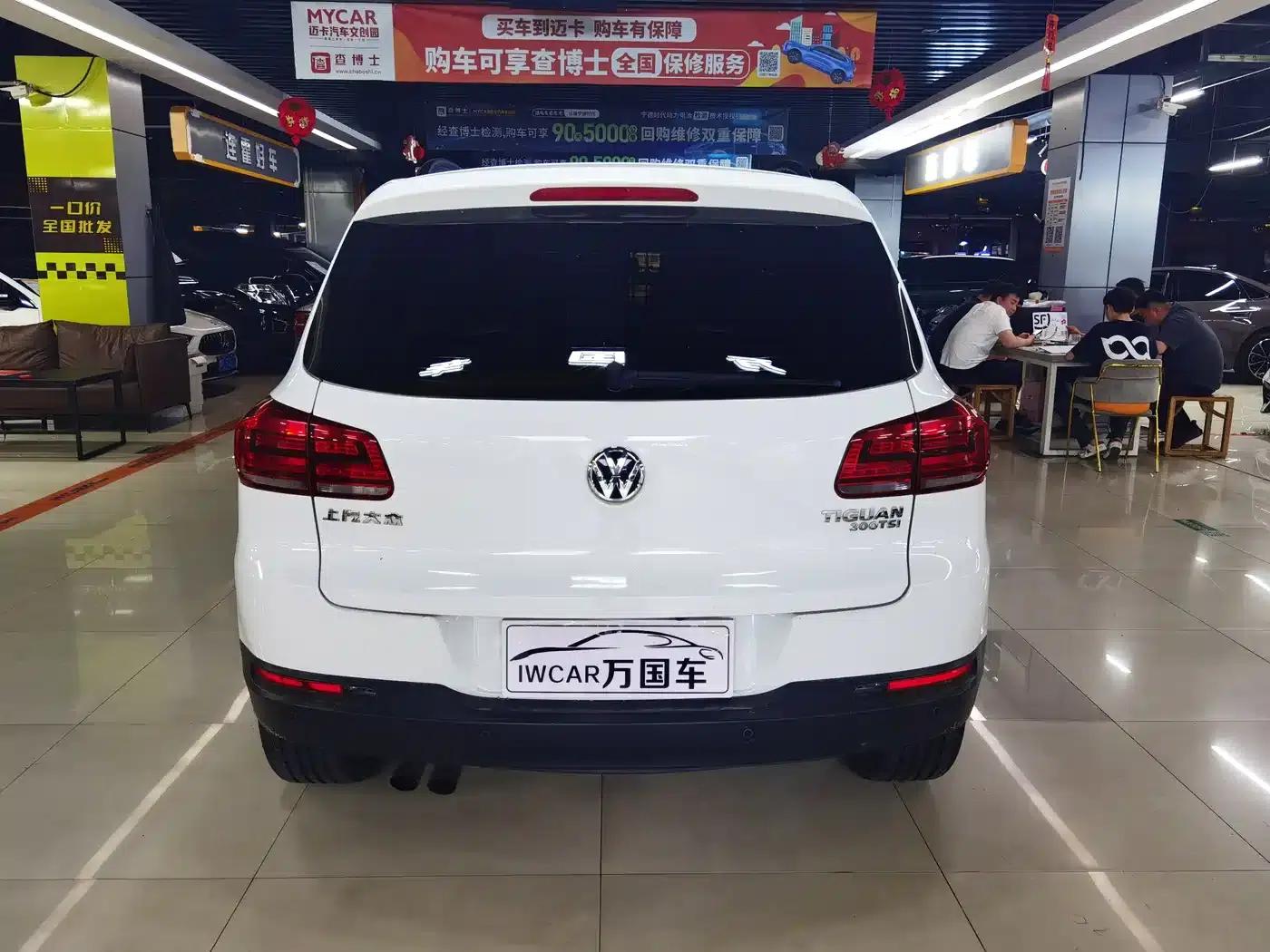 Tiguan 2017 300TSI Automatic 2WD Silk Road Comfort Edition — миниатюра 5
