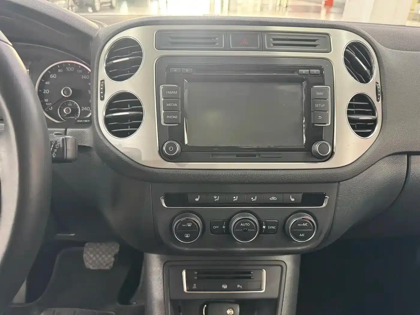 Tiguan 2013 2.0TSI Automatic 4WD Flagship Edition — миниатюра 12