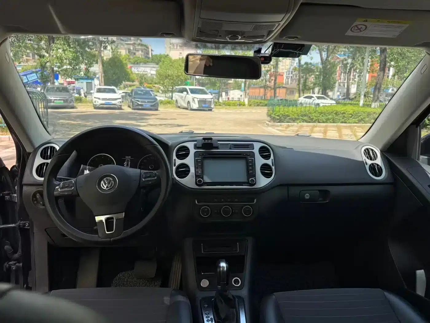 2015 Volkswagen Tiguan 1.8TSI Automatic 4WD Fashion Vision Edition — миниатюра 6