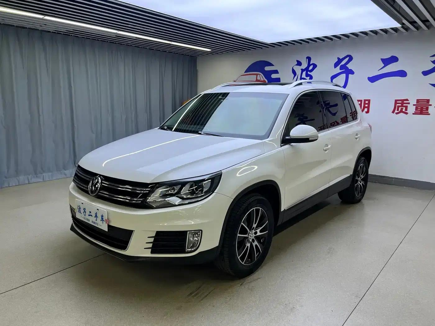 Tiguan 2013 1.8TSI Automatic 4WD Luxury — миниатюра 1