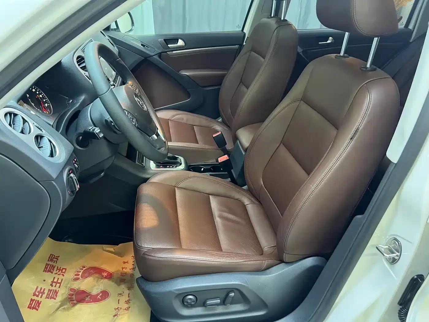 Tiguan 2013 1.8TSI Automatic 4WD Luxury — миниатюра 11