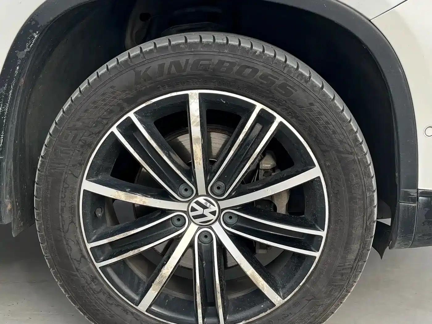 2015 Volkswagen Tiguan 2.0TSI Automatic 4WD Flagship Edition — миниатюра 11