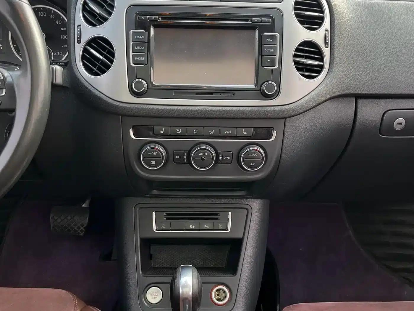 2015 Volkswagen Tiguan 2.0TSI Automatic 4WD Flagship Edition — миниатюра 17
