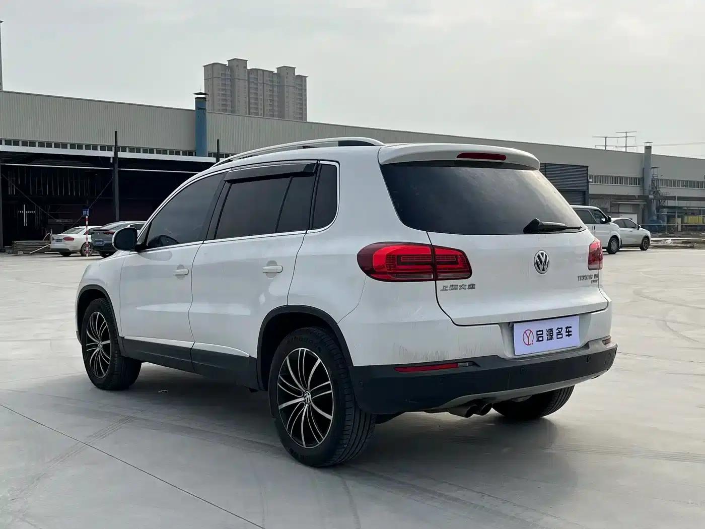 2015 Volkswagen Tiguan 2.0TSI Automatic 4WD Flagship Edition — миниатюра 19