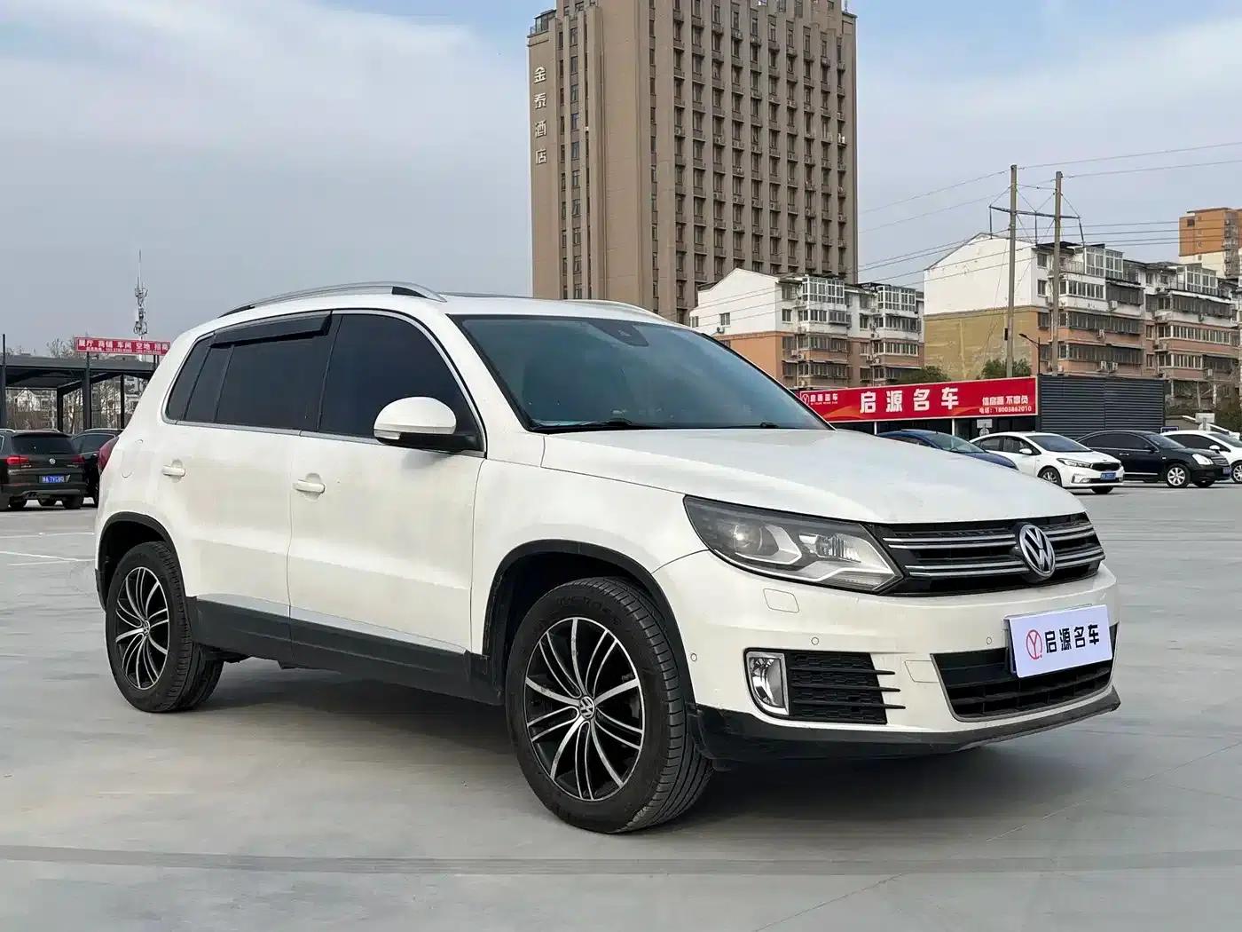2015 Volkswagen Tiguan 2.0TSI Automatic 4WD Flagship Edition — миниатюра 3