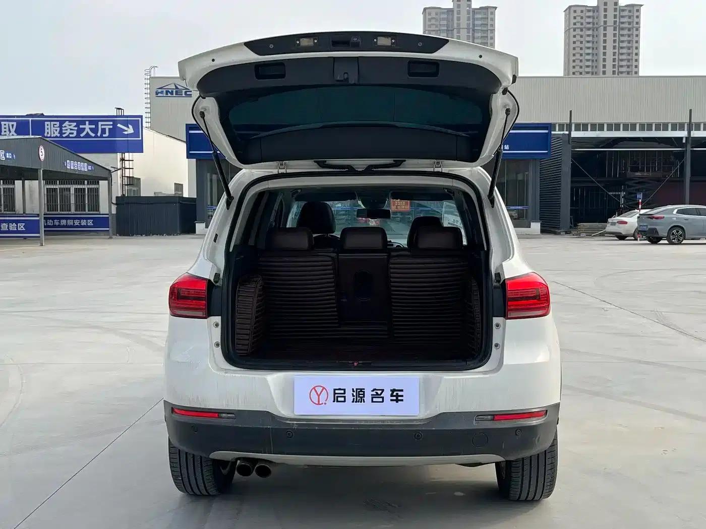 2015 Volkswagen Tiguan 2.0TSI Automatic 4WD Flagship Edition — миниатюра 21