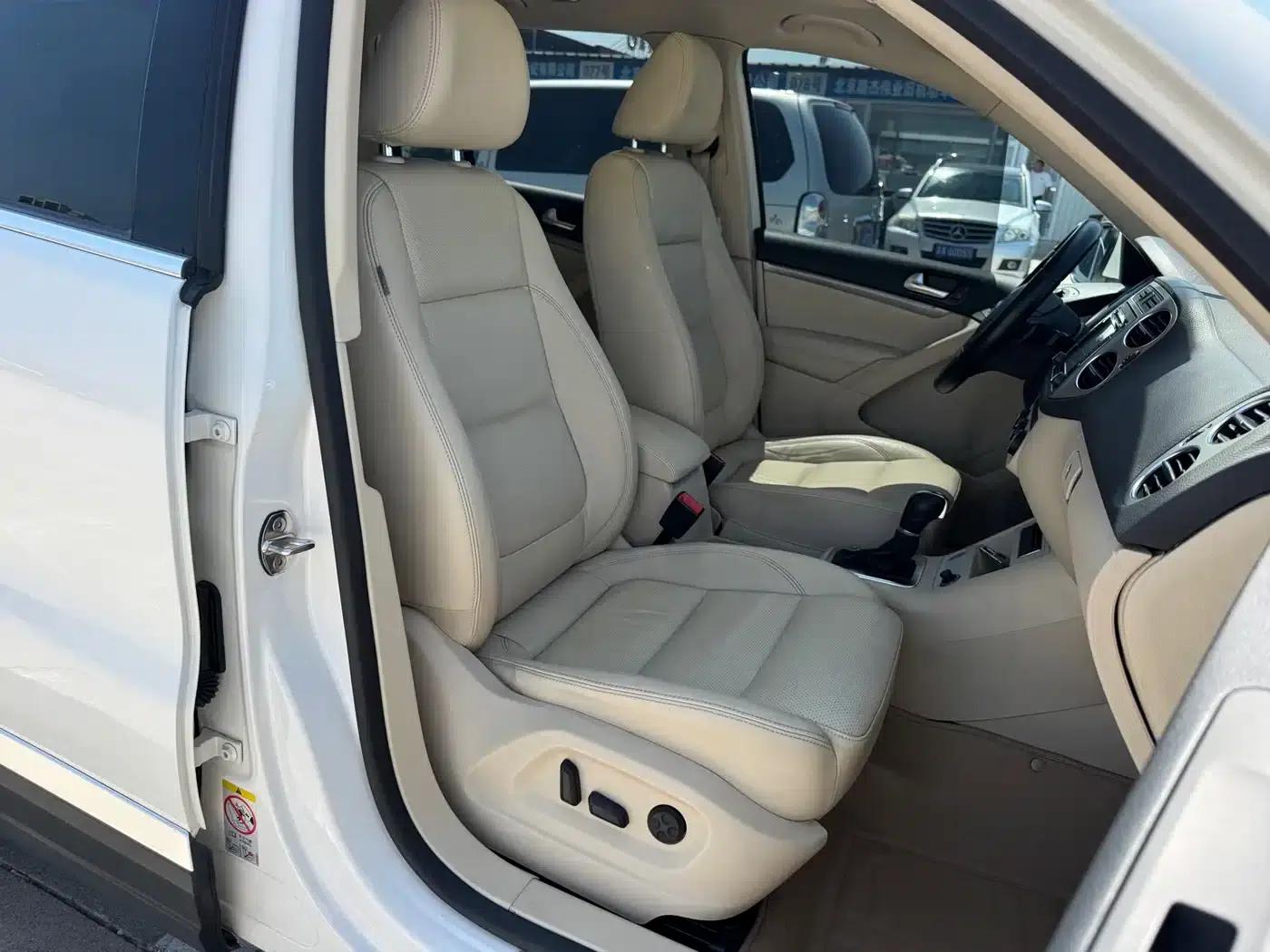 Tiguan 2013 1.8TSI Automatic 2WD Luxury — миниатюра 11