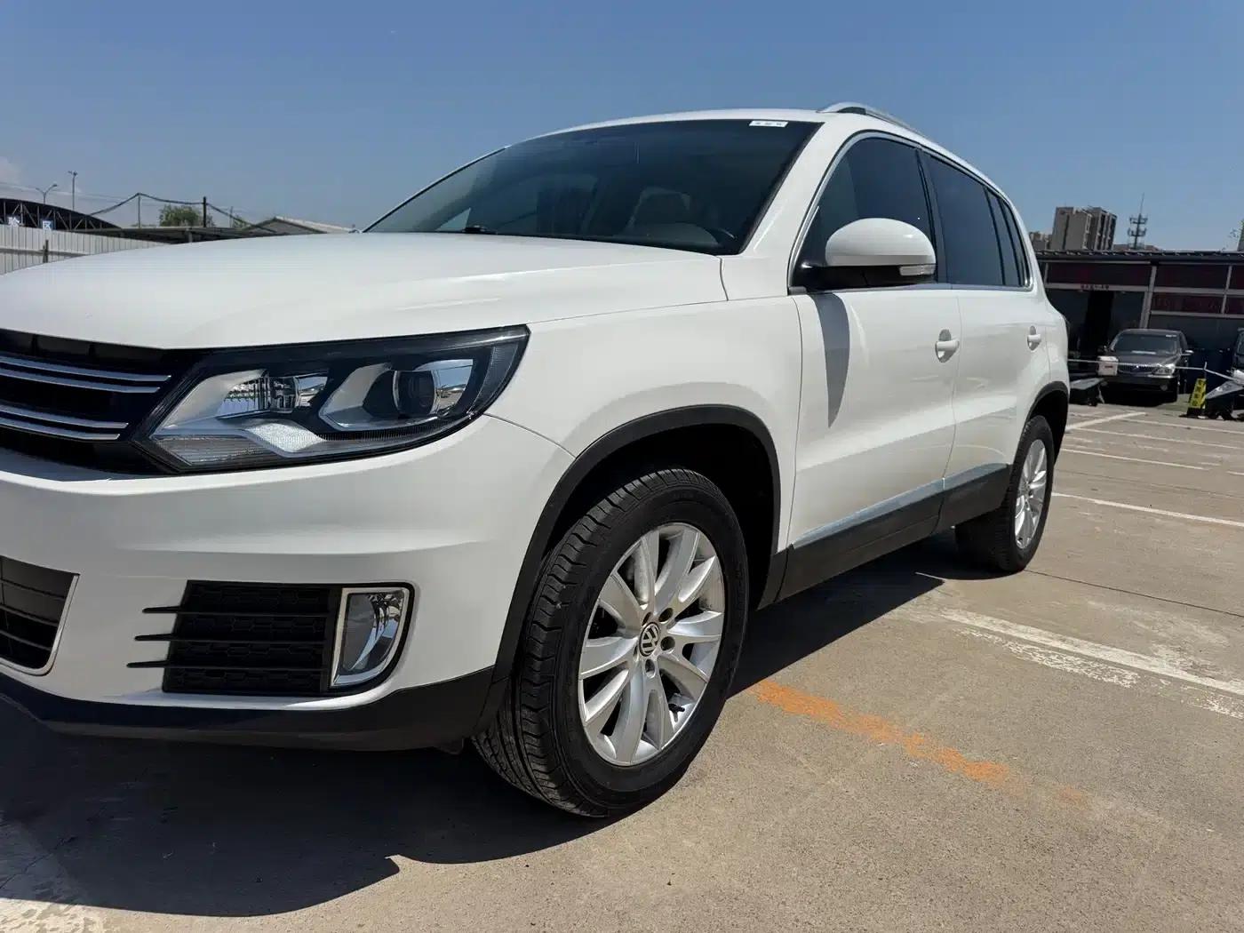 Tiguan 2013 1.8TSI Automatic 2WD Luxury — миниатюра 15
