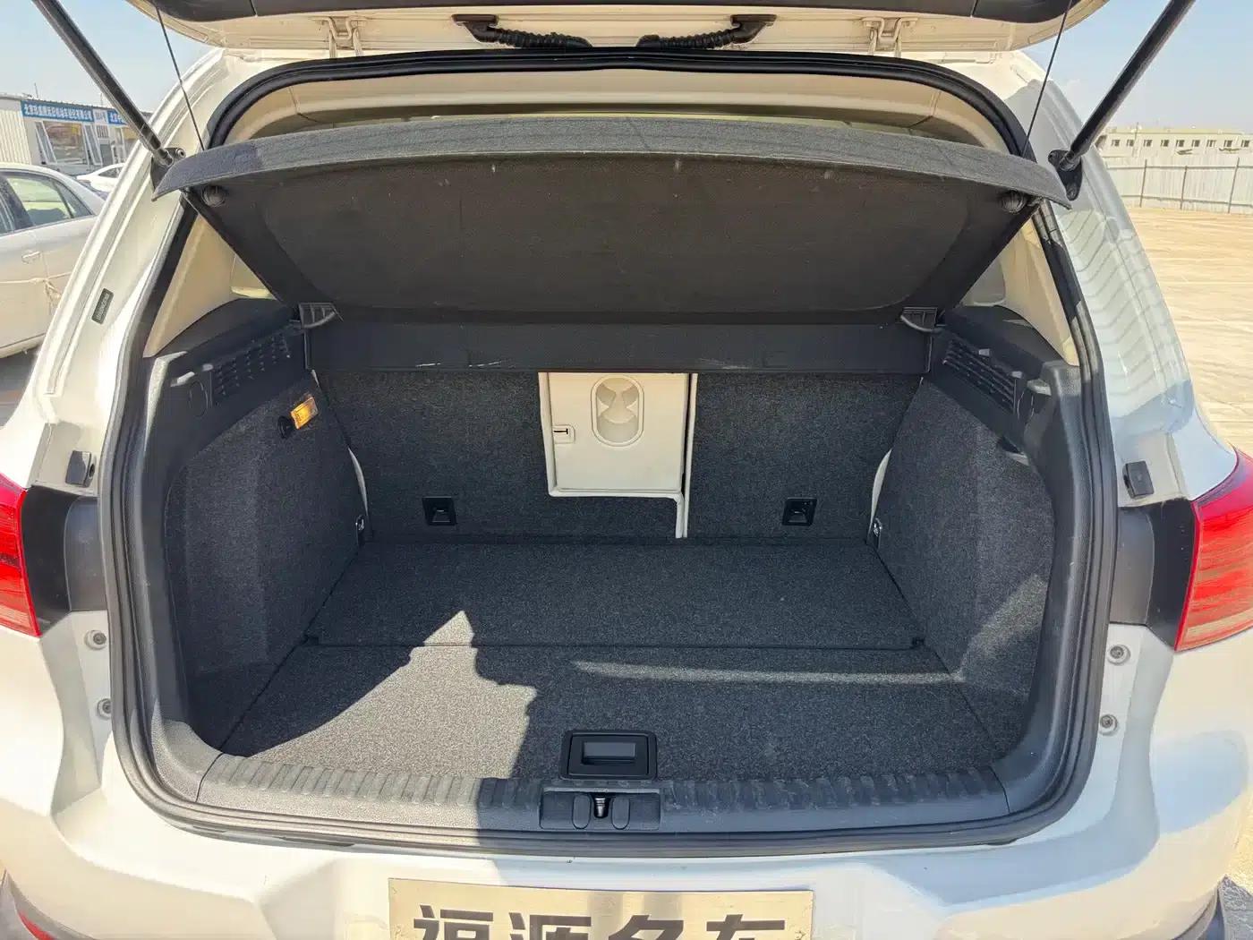 Tiguan 2013 1.8TSI Automatic 2WD Luxury — миниатюра 16