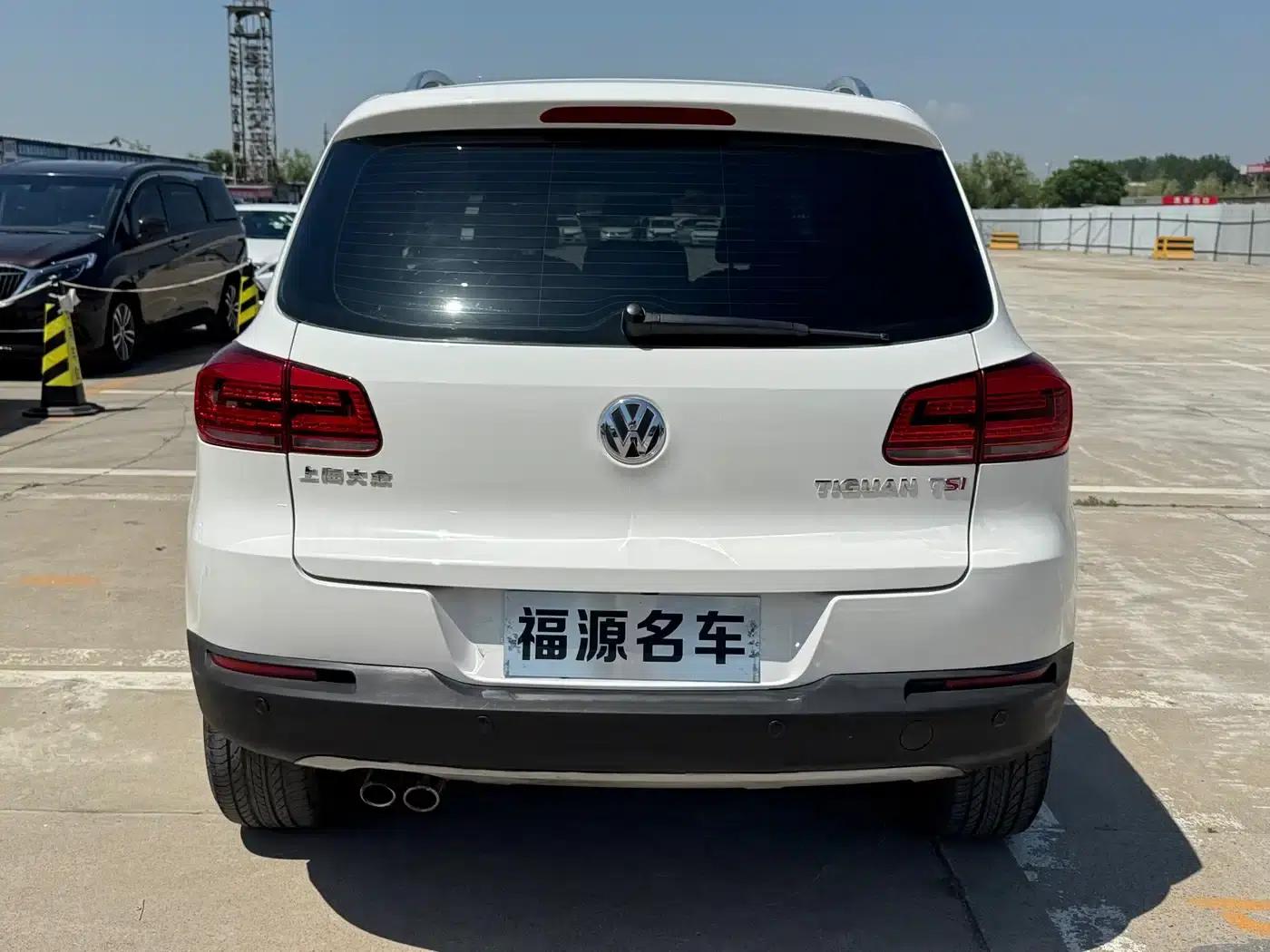 Tiguan 2013 1.8TSI Automatic 2WD Luxury — миниатюра 4