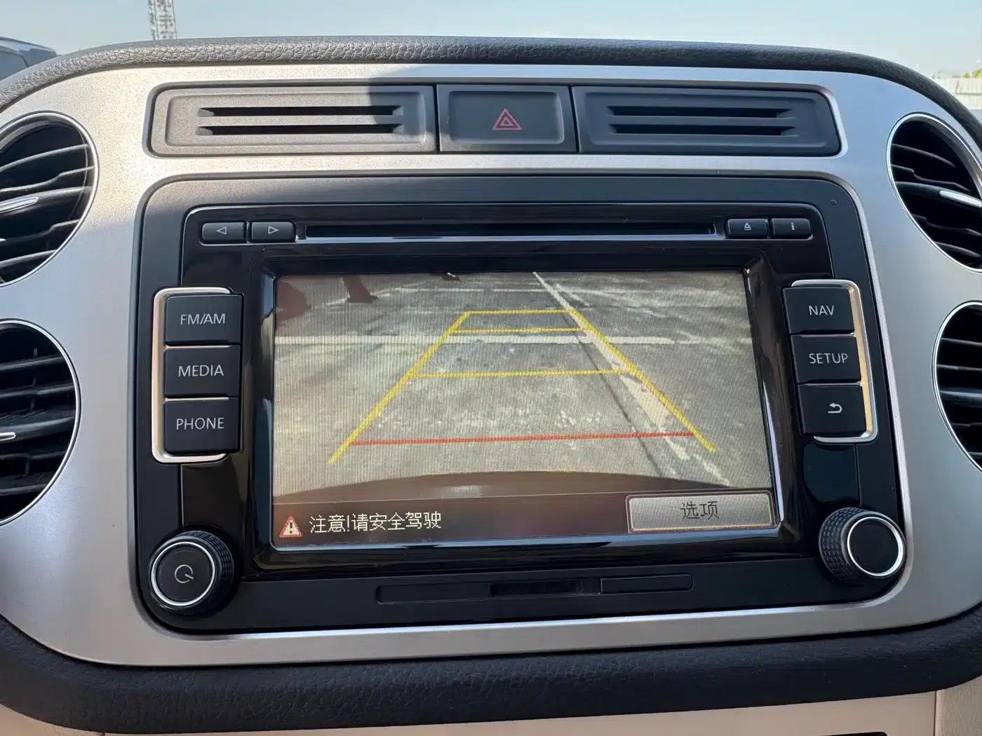 Tiguan 2013 1.8TSI Automatic 2WD Luxury — миниатюра 8