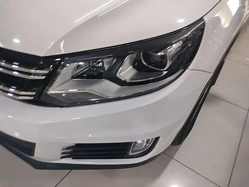 Tiguan 2017 300TSI Automatic 2WD Silk Road Fashion Edition — миниатюра 24