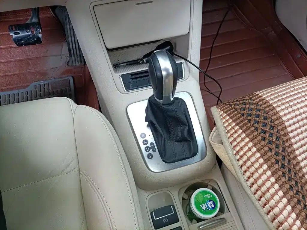 2013 Volkswagen Tiguan 1.8TSI Automatic 2WD Comfort Edition — миниатюра 11