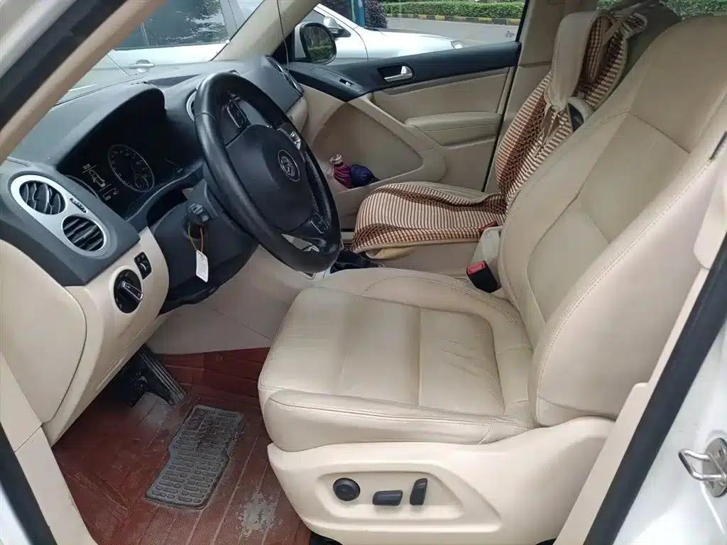 2013 Volkswagen Tiguan 1.8TSI Automatic 2WD Comfort Edition — миниатюра 12