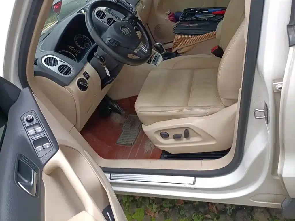 2013 Volkswagen Tiguan 1.8TSI Automatic 2WD Comfort Edition — миниатюра 13
