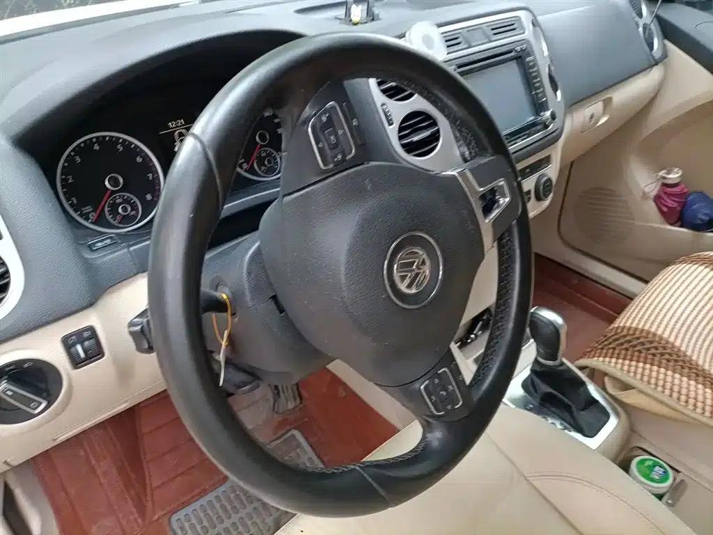 2013 Volkswagen Tiguan 1.8TSI Automatic 2WD Comfort Edition — миниатюра 7